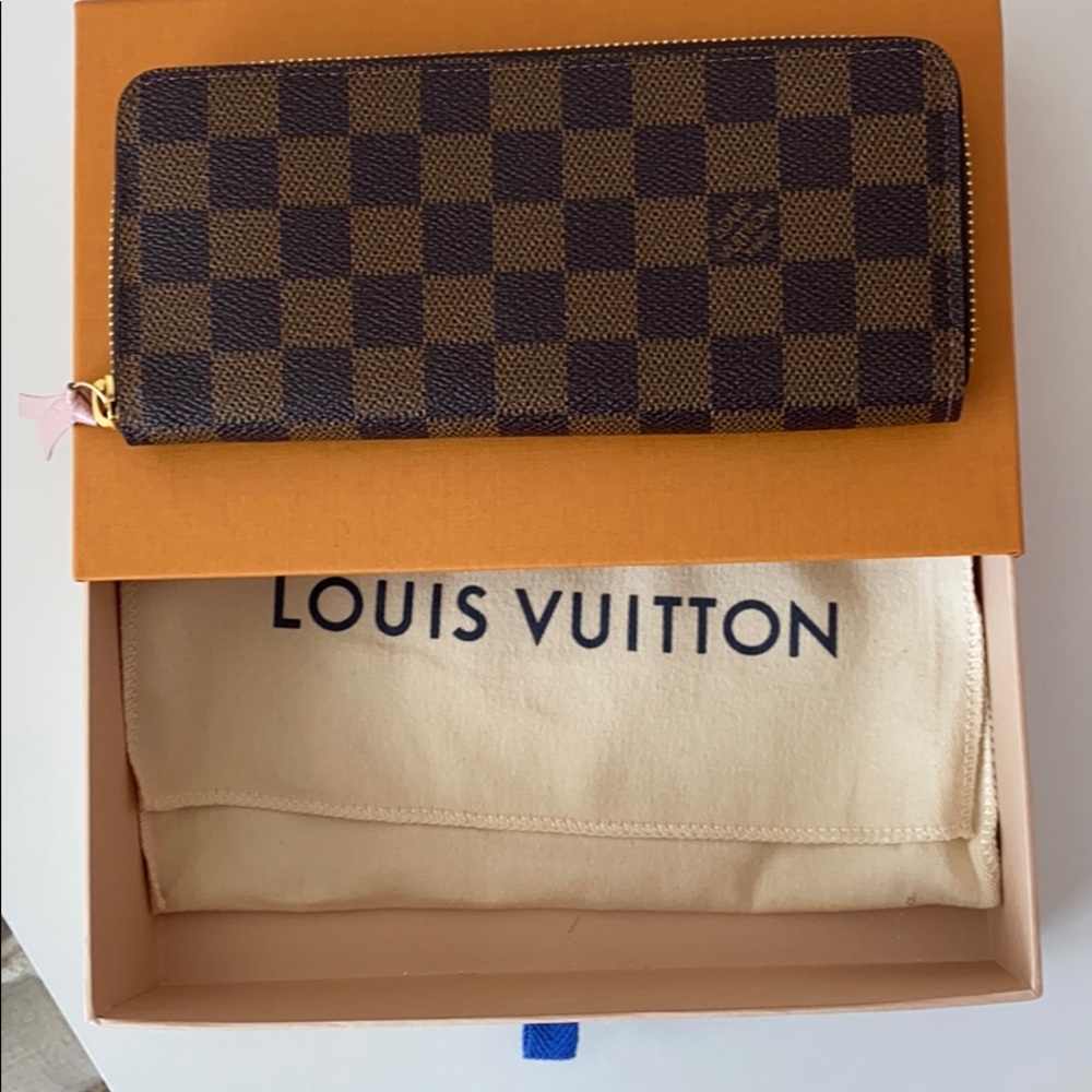 Louis Vuitton CLÉMENCE WALLET